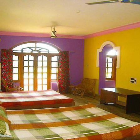 Sri Devi Comforts Hotel Chikmagalūr Екстериор снимка